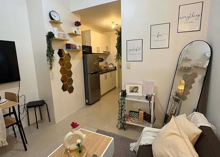 Ashen & Oak - Jazz Residences Aparthotel