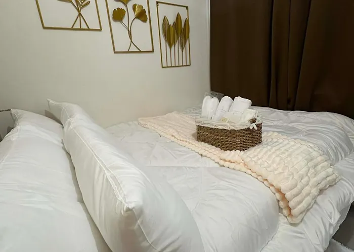 Ashen & Oak - Jazz Residences 4* Manila